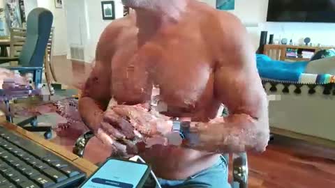 mascmuscle49 online show from 3, 12, 2025