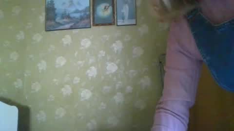 Snapshot of mashal94 chatting on 6, 3, 2025 mashal94 online show from 6, 3, 2025