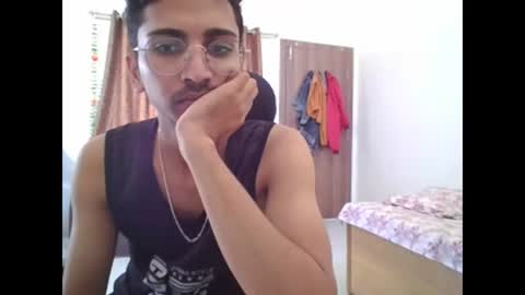 maskboyz2003 online show from 5, 12, 2024