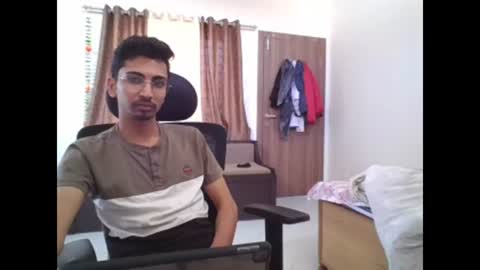 maskboyz2003 online show from 8, 12, 2024