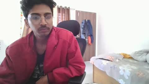 maskboyz2003 online show from 17, 1, 2025