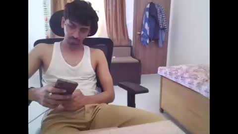 maskboyz2003 online show from 20, 2, 2025