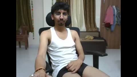 maskboyz2003 online show from 20, 2, 2025