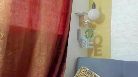 Scarlet  online show from 9, 9, 2025