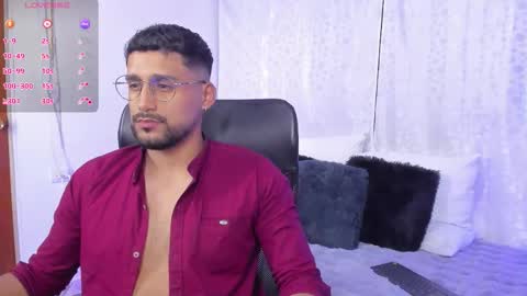 Snapshot of massimo_fenix chatting on 5, 11, 2025 Gabriel online show from 5, 11, 2025