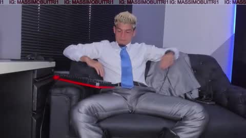 I am Massimo online show from 9, 1, 2026