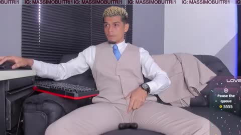 Snapshot of massimo_g chatting on 19, 1, 2026 I am Massimo online show from 19, 1, 2026