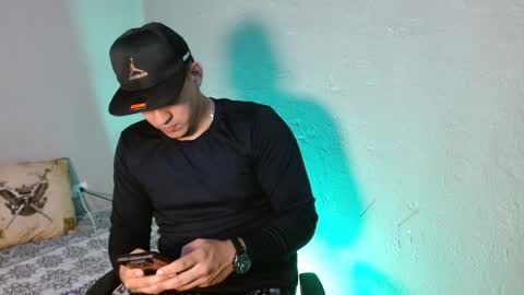 Snapshot of massimo_vidal chatting on 11, 11, 2025 massimo_vidal online show from 11, 11, 2025