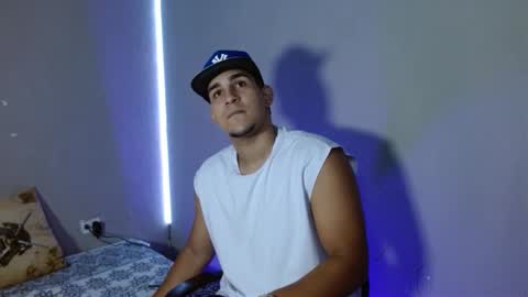 Snapshot of massimo_vidal chatting on 14, 11, 2025 massimo_vidal online show from 14, 11, 2025