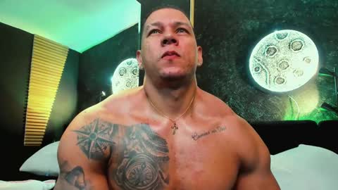 massimowalton2 online show from 25, 12, 2024