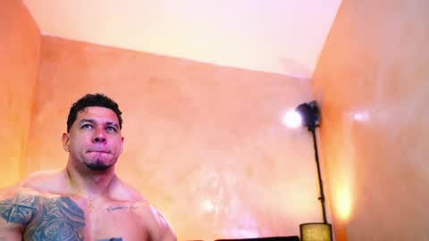 massimowalton2 online show from 18, 4, 2026