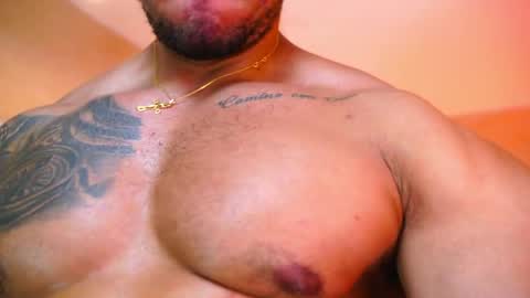 massimowalton2 online show from 11, 5, 2026