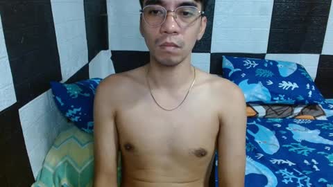 Snapshot of massive_boner02 chatting on 9, 12, 2024 massive_boner02 online show from 9, 12, 2024