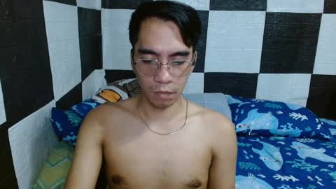 Snapshot of massive_boner02 chatting on 18, 12, 2024 massive_boner02 online show from 18, 12, 2024