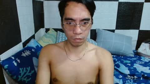 Snapshot of massive_boner02 chatting on 10, 1, 2025 massive_boner02 online show from 10, 1, 2025