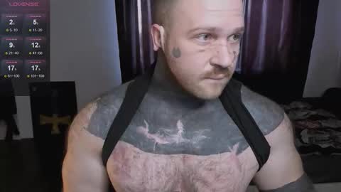 Snapshot of master_oil chatting on 22, 9, 2025 Huge Alex online show from 22, 9, 2025