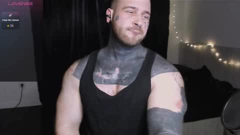 Snapshot of master_oil chatting on 21, 11, 2025 Huge Alex online show from 21, 11, 2025