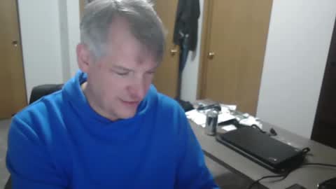 Snapshot of master_thorn chatting on 10, 1, 2025 Master Thorn online show from 10, 1, 2025