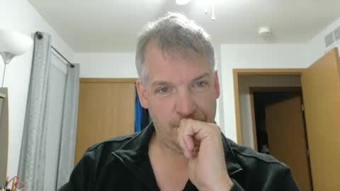 Snapshot of master_thorn chatting on 17, 11, 2025 Master Thorn online show from 17, 11, 2025