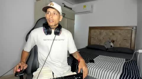Snapshot of masteralda09 chatting on 8, 6, 2026 Alpha junior online show from 8, 6, 2026