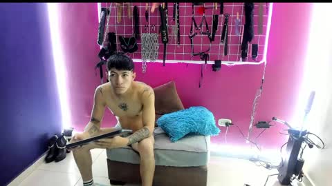 Snapshot of masteraxelandmelany chatting on 16, 4, 2026 Axel And Melany online show from 16, 4, 2026