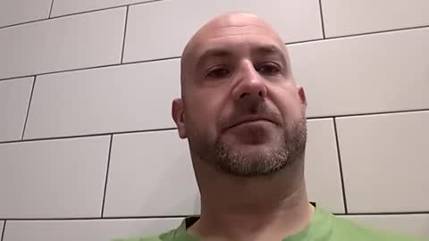 Snapshot of masterclass69er chatting on 18, 11, 2025 Bob online show from 18, 11, 2025