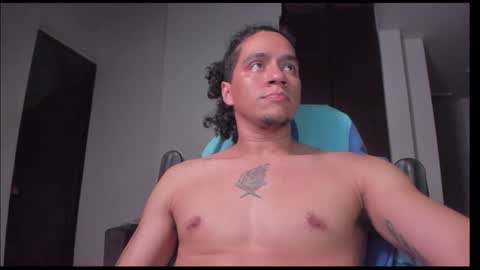 Snapshot of masterjuanc chatting on 23, 1, 2025 Juan Independent Model online show from 23, 1, 2025