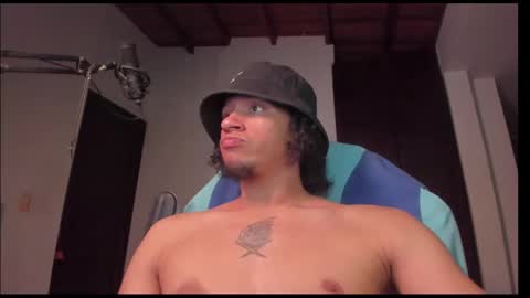 Snapshot of masterjuanc chatting on 20, 2, 2025 Juan Independent Model online show from 20, 2, 2025