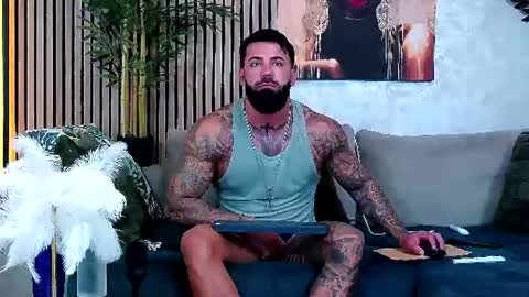 Snapshot of masterkingofmuscle chatting on 10, 6, 2026 masterkingofmuscle online show from 10, 6, 2026