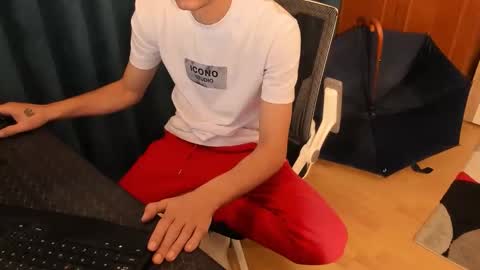 Snapshot of mastermiko chatting on 4, 2, 2026 Silly Rabbit online show from 4, 2, 2026