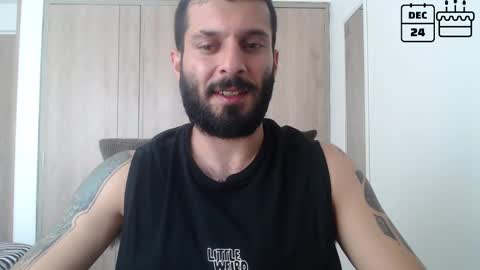 Snapshot of masterofinfatuation chatting on 16, 12, 2024 online show from 16, 12, 2024