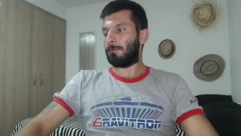 Snapshot of masterofinfatuation chatting on 17, 1, 2025 online show from 17, 1, 2025