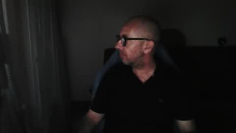 mat11efou online show from 1, 10, 2025