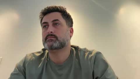 Snapshot of mat_johof chatting on 11, 3, 2025 mat_johof online show from 11, 3, 2025