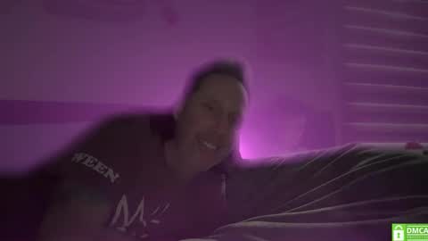 Snapshot of matchingtracksuits chatting on 27, 1, 2025 Jer and Kel online show from 27, 1, 2025