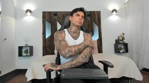 mateo_dilucajs1 online show from 21, 10, 2025