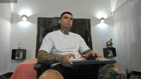 mateo_dilucajs1 online show from 9, 11, 2025