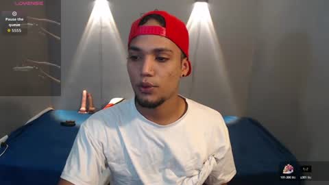 Snapshot of mateo_nick chatting on 7, 7, 2026 Mateo and Noah online show from 7, 7, 2026