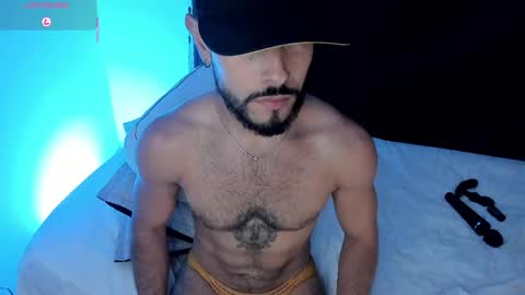 Snapshot of mateobaer_ chatting on 9, 5, 2026 Mateo Baer online show from 9, 5, 2026