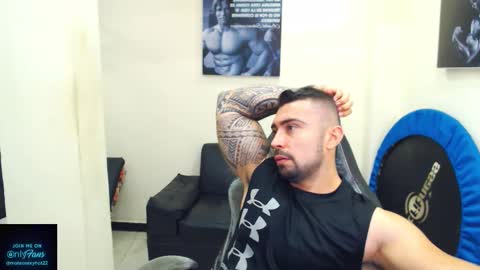 Snapshot of mateosexyhot22 chatting on 2, 2, 2026 Mateo online show from 2, 2, 2026