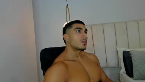 Mateo Zar online show from 8, 6, 2026