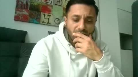 Snapshot of matheoplayboy chatting on 15, 10, 2025 PlayBoy online show from 15, 10, 2025