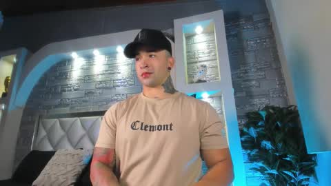 Snapshot of mathew_colt chatting on 4, 10, 2025 mathew_colt online show from 4, 10, 2025