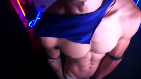 Snapshot of matiusdf chatting on 1, 2, 2025 matius online show from 1, 2, 2025