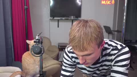 Matt Cash online show from 8, 12, 2024