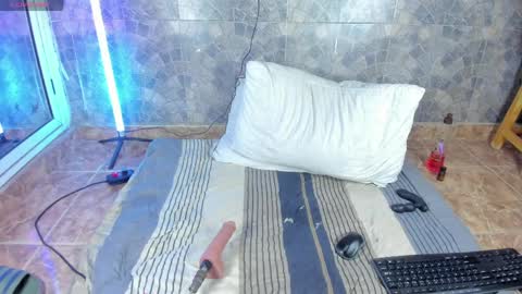 Matt Coom Independent model online show from 2, 4, 2026