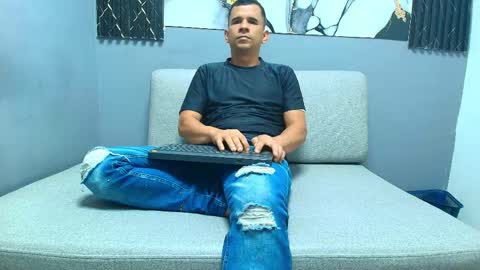 Snapshot of matthew_white2 chatting on 5, 5, 2026 Matthew online show from 5, 5, 2026