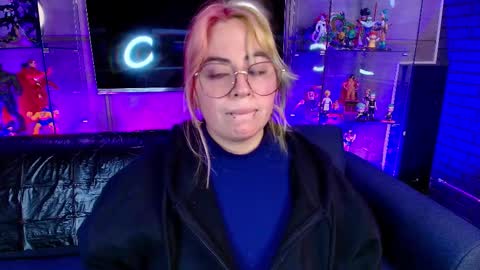 Snapshot of matti_sofia chatting on 23, 2, 2026 TATIANA AND ROUS online show from 23, 2, 2026