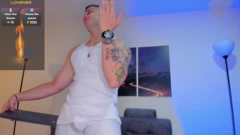 mattsaill_ online show from 23, 12, 2024