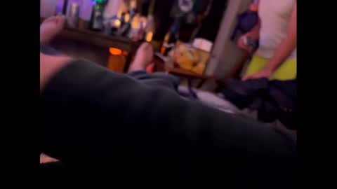 NiceBigJuicyHead online show from 4, 10, 2025